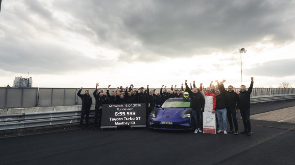 taycan turbo gt manthey racing