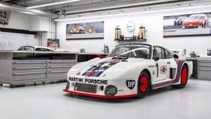 porsche 935 martini